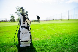 golf club bag on golf course 